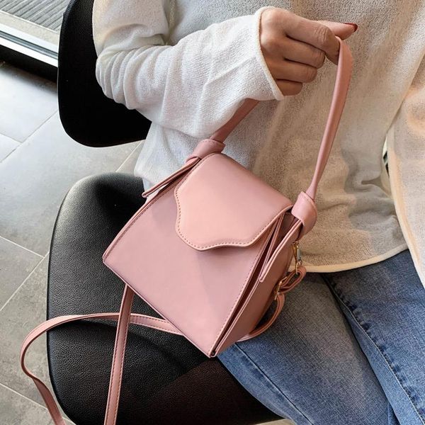 solid color pu leather small handbags crossbody bags for women 2021 spring shoulder cross body bag ladies handbags
solid color pu leather small handbags crossbody bags for women 2021 spring shoulder cross body bag ladies handbags