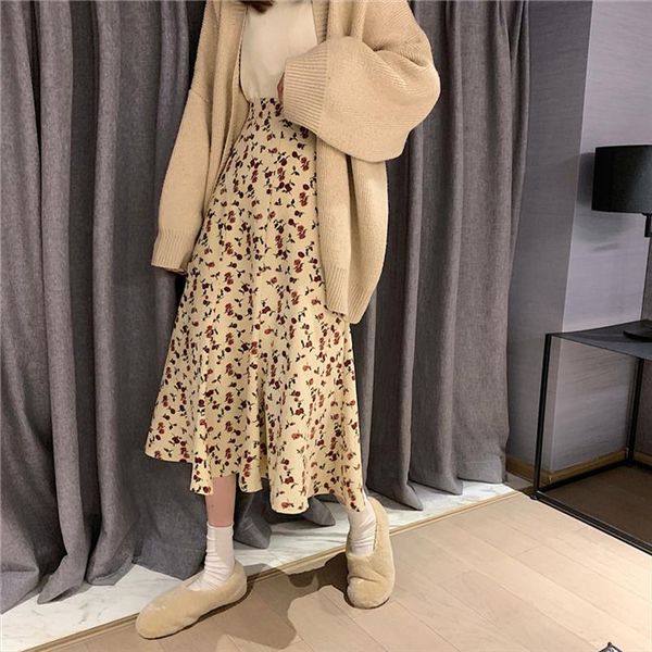 fdfklak autumn winter skirt women new french niche retro floral high waist thin long corduroy skirt female students skirts, Black
fdfklak autumn winter skirt women new french niche retro floral high waist thin long corduroy skirt female students skirts, Black