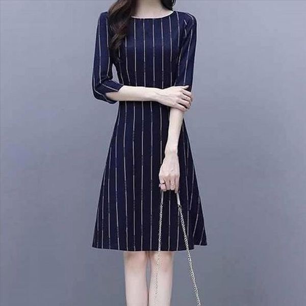 2019 spring new womens five point sleeves with waist slimming a word medium long section stripe women dress, Black;gray
2019 spring new womens five point sleeves with waist slimming a word medium long section stripe women dress, Black;gray