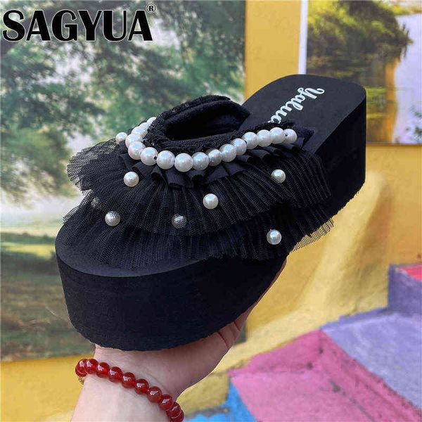 2022 platform pearl clip-toe sweet slippers flats women shoes summer mesh flip flops slingback slides beach dress sandals mujer y220221, Black
2022 platform pearl clip-toe sweet slippers flats women shoes summer mesh flip flops slingback slides beach dress sandals mujer y220221, Black