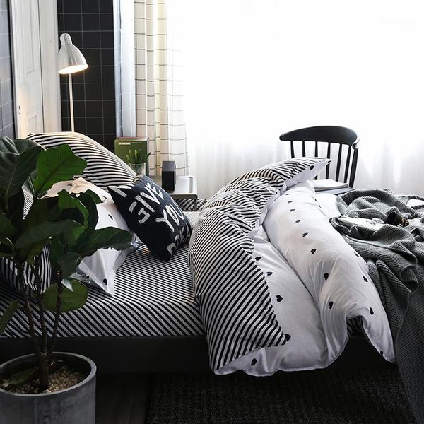 bedding sets fashion bed linen simple style duvet cover flat sheet set winter full king single ,bed 20211
bedding sets fashion bed linen simple style duvet cover flat sheet set winter full king single ,bed 20211