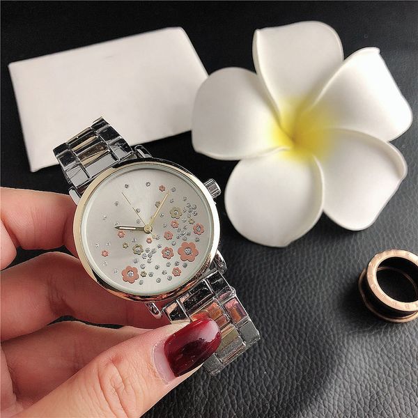 36mm luxurys designers watches watch daytona couple wristwatches colorful net pattern scale dial lady watch, Slivery;black
36mm luxurys designers watches watch daytona couple wristwatches colorful net pattern scale dial lady watch, Slivery;black