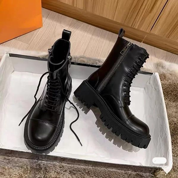 2020 boots women british style ins muffin thick bottom medium tube double zipper lace up short boots woman, Black
2020 boots women british style ins muffin thick bottom medium tube double zipper lace up short boots woman, Black