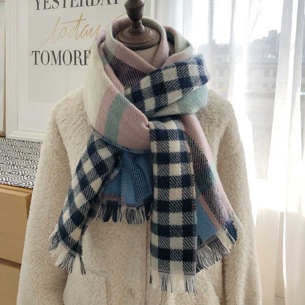 fashionable color matching double-sided plaid cashmere scarf for women's autumn and winter warm korean version, Blue;gray 
fashionable color matching double-sided plaid cashmere scarf for women's autumn and winter warm korean version, Blue;gray