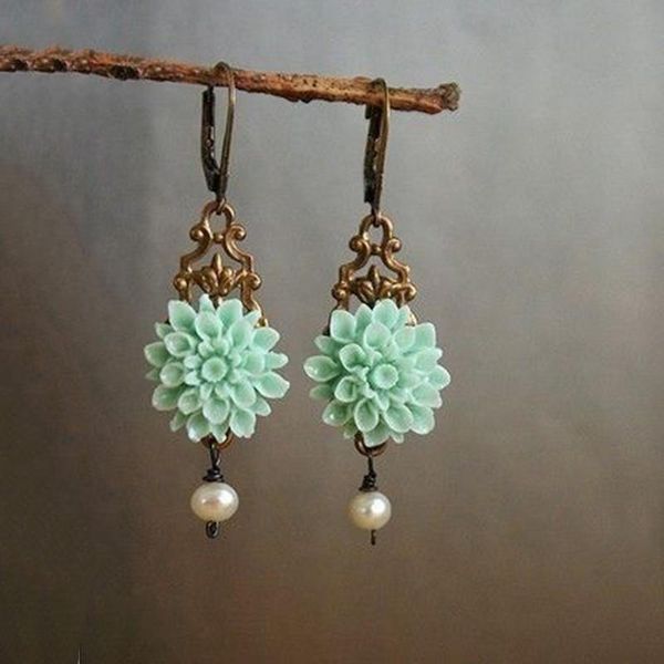 lady retro green color stone carving pendant earrings flower shape freshwater pearl earrings fashion q3t202, Silver
lady retro green color stone carving pendant earrings flower shape freshwater pearl earrings fashion q3t202, Silver
