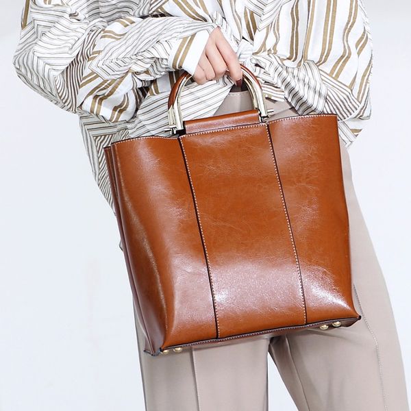 women genuine leather shoulder handle bags fashion real cowhide female sling cross body ring messenger bag tote handbag
women genuine leather shoulder handle bags fashion real cowhide female sling cross body ring messenger bag tote handbag