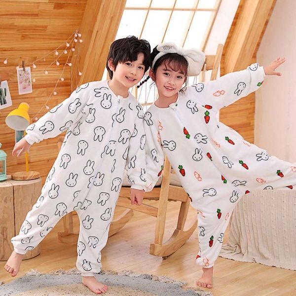 winter children's pajamas autumn baby jumpsuit flannel sping bag for boys and girls thickened coral veet split leg anti kick quilt, Blue;red
winter children's pajamas autumn baby jumpsuit flannel sping bag for boys and girls thickened coral veet split leg anti kick quilt, Blue;red