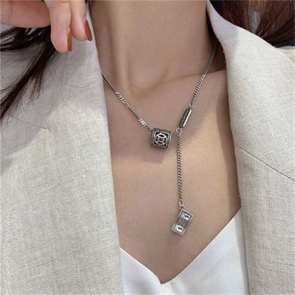 s925 pure fortune rolling abacus transfer bead necklace women's luxury small crowd clavicle thai silver sweater chain
s925 pure fortune rolling abacus transfer bead necklace women's luxury small crowd clavicle thai silver sweater chain