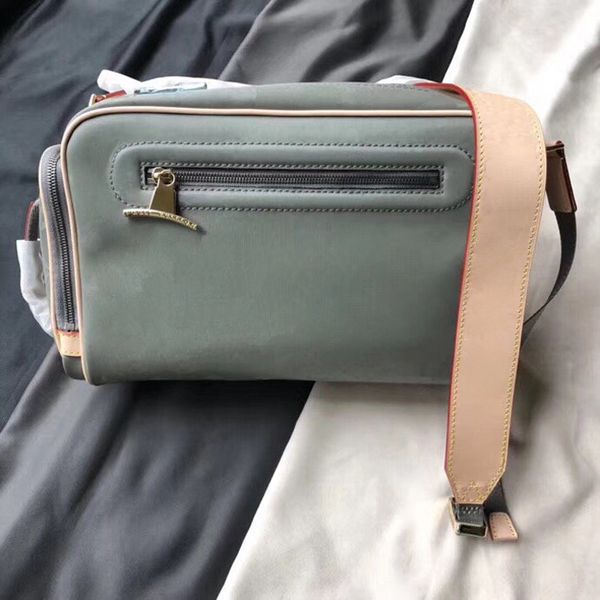 autumn winter camera bag women crossbody real leather desginers bags ladies outdoor handbags bag totes size:32x20x11cm
autumn winter camera bag women crossbody real leather desginers bags ladies outdoor handbags bag totes size:32x20x11cm