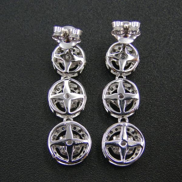 high-end925 sterling silver three 2021 moving cz stone stud earrings dancing diamond dancing cz jewelry women's long earrings for gift, Golden;silver
high-end925 sterling silver three 2021 moving cz stone stud earrings dancing diamond dancing cz jewelry women's long earrings for gift, Golden;silver