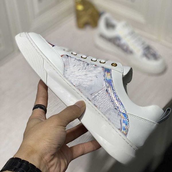 men casual shoes spring autumn new leather for men sneaker casual shoes with box, Black
men casual shoes spring autumn new leather for men sneaker casual shoes with box, Black