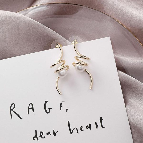 pearl stud earrings for women girl christmas gift korean simple trend gold fashion jewelry statement accessories wholesale, Golden;silver
pearl stud earrings for women girl christmas gift korean simple trend gold fashion jewelry statement accessories wholesale, Golden;silver