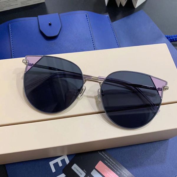 2020 fashion cat eye sunglasses women oversized vintage sun glasses for ladies retro brand gentle designer mimichic color lens, White;black
2020 fashion cat eye sunglasses women oversized vintage sun glasses for ladies retro brand gentle designer mimichic color lens, White;black