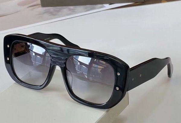 regular grand sunglasses black grey gradient 2058 sunglasses uv protection eyewear with box, White;black
regular grand sunglasses black grey gradient 2058 sunglasses uv protection eyewear with box, White;black