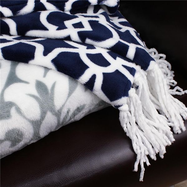 130160cm warm flannel blanket pattern sofa air throw travel plaids manta blanket soft bedsheet tassel manta cobertor bl002 wmtzea comb2010
130160cm warm flannel blanket pattern sofa air throw travel plaids manta blanket soft bedsheet tassel manta cobertor bl002 wmtzea comb2010
