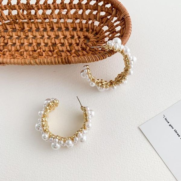 timeonly vintage c shape simulation pearls hoop earrings for women ladies elegant charm earring baroque jewellery 2021 sale, Golden;silver
timeonly vintage c shape simulation pearls hoop earrings for women ladies elegant charm earring baroque jewellery 2021 sale, Golden;silver