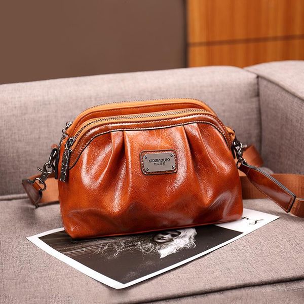 2020 new multi-pocket fashion single shoulder slung cloud large capacity women's bag
2020 new multi-pocket fashion single shoulder slung cloud large capacity women's bag