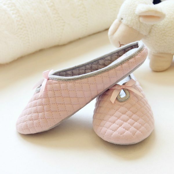 lovely bowtie winter women home slippers for indoor bedroom house soft bottom cotton warm shoes guests flats 201103, Black
lovely bowtie winter women home slippers for indoor bedroom house soft bottom cotton warm shoes guests flats 201103, Black