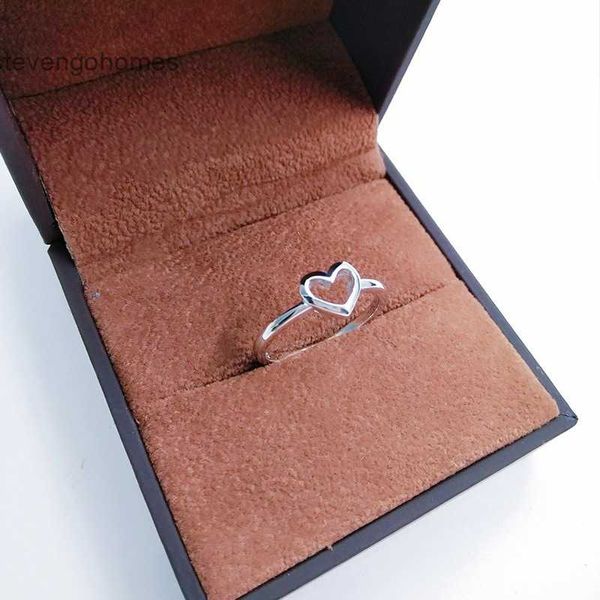 trade heart alloy electroplating simple ladies' yinhe jewelry ring, Silver
trade heart alloy electroplating simple ladies' yinhe jewelry ring, Silver