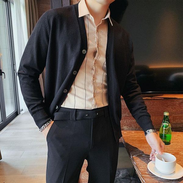 autumn 2020 new korean men's slim style lapel gentleman all-match knit cardigan sweater coat small cloak, White;black
autumn 2020 new korean men's slim style lapel gentleman all-match knit cardigan sweater coat small cloak, White;black