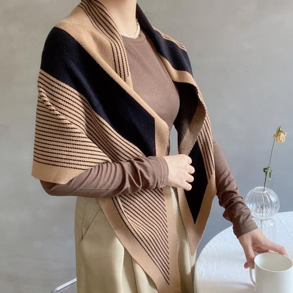 scarves 2021 korean winter fashion diamond knitting wool long cape shawl thickened warm women's scarf hijab, Blue;gray
scarves 2021 korean winter fashion diamond knitting wool long cape shawl thickened warm women's scarf hijab, Blue;gray