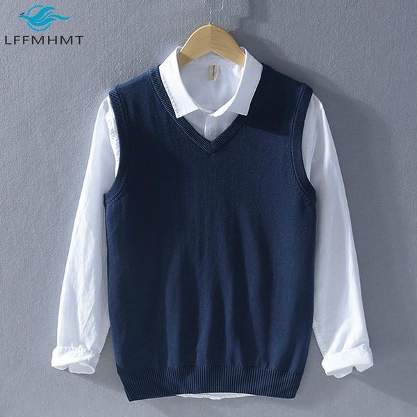 men winter autumn fashion solid color korean style v-neck sleeveless vest male simple casual knitting basic sweater, Black;white
men winter autumn fashion solid color korean style v-neck sleeveless vest male simple casual knitting basic sweater, Black;white