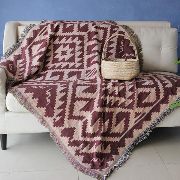 double sides reversible geometric brown blanket,130*170cm durable wearable comforter, sofa cover cloth, pet blankets ,floor mat
double sides reversible geometric brown blanket,130*170cm durable wearable comforter, sofa cover cloth, pet blankets ,floor mat
