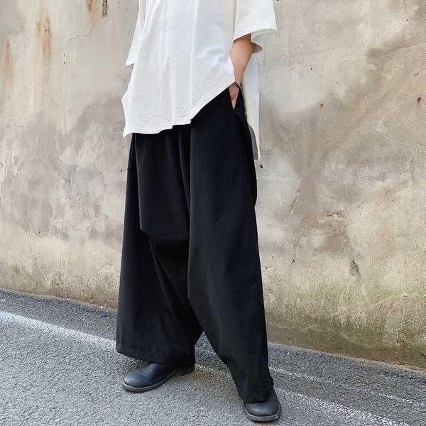 men japan style kimono asymmetric design loose casual black cross pants male hip hop streetwear harem trousers wide leg pants1
men japan style kimono asymmetric design loose casual black cross pants male hip hop streetwear harem trousers wide leg pants1