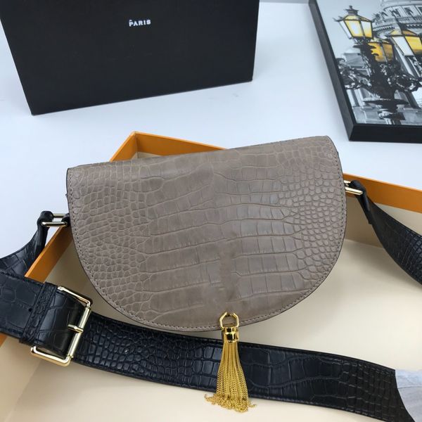 fashions men's women's bag product series popular wholesale bag shoulder bags brand designer commute luxurious luxury handbag
fashions men's women's bag product series popular wholesale bag shoulder bags brand designer commute luxurious luxury handbag
