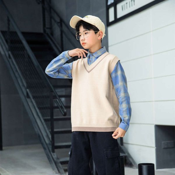 2021 spring clothing korean version fake two plaid shirt splicing boys' t-shirt big children's sweater 140-180, Blue
2021 spring clothing korean version fake two plaid shirt splicing boys' t-shirt big children's sweater 140-180, Blue