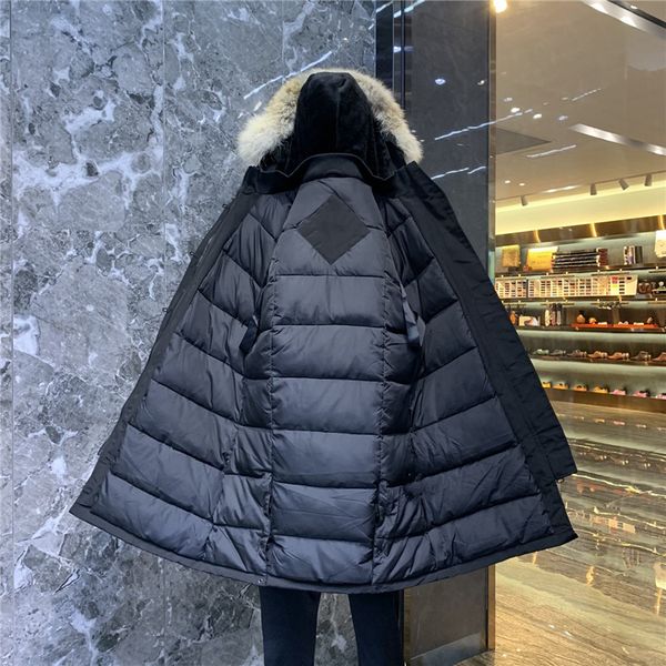 2020 winter down jackets hoodie real wolf fur holder women's jacket zipper windproof and waterproof coat warm down coat outdoor parka w, Black
2020 winter down jackets hoodie real wolf fur holder women's jacket zipper windproof and waterproof coat warm down coat outdoor parka w, Black