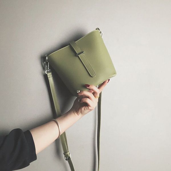 new fashion classic women samll solid color bucket bag women pu leather bags crossbody shoulder messenger bag female b41-02
new fashion classic women samll solid color bucket bag women pu leather bags crossbody shoulder messenger bag female b41-02