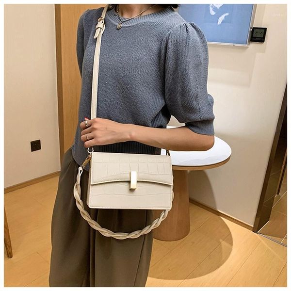 cosmetic bags & cases fashion women's stone pattern small square bag 2021 portable versatile single shoulder messenger b1
cosmetic bags & cases fashion women's stone pattern small square bag 2021 portable versatile single shoulder messenger b1