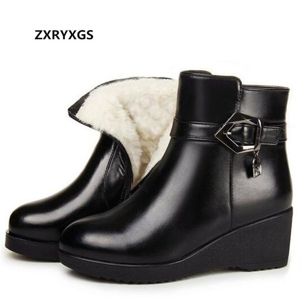 boots fashion cowhide one fur wool warm snow black shoes non-slip wedges heels winter woman
boots fashion cowhide one fur wool warm snow black shoes non-slip wedges heels winter woman