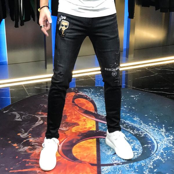 europe 2020 autumn men's fashion trousers personality figure embroidery ironing trim slim handsome small foot jeans trend youth, Blue
europe 2020 autumn men's fashion trousers personality figure embroidery ironing trim slim handsome small foot jeans trend youth, Blue