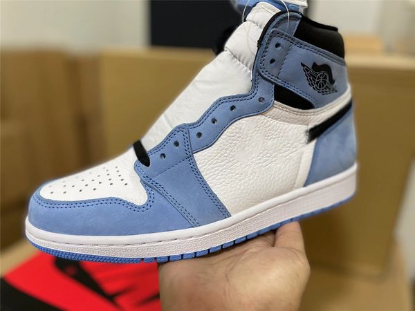 2020 release authentic 1 high og university blue obsidian wmns unc patent 1s white men outdoor shoes sports sneakers with box
2020 release authentic 1 high og university blue obsidian wmns unc patent 1s white men outdoor shoes sports sneakers with box