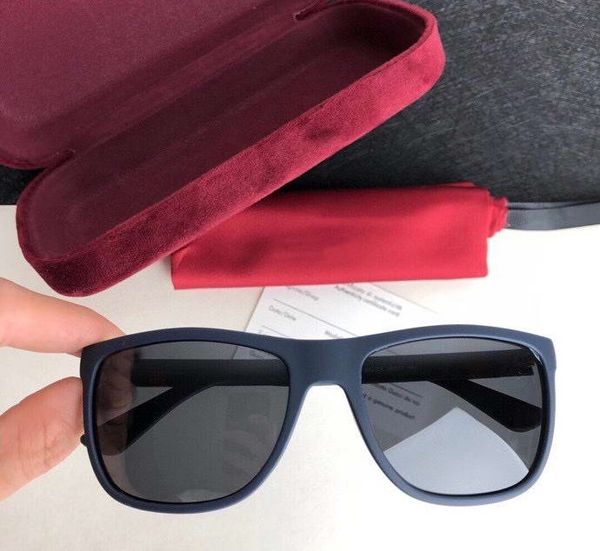 matte black square sunglasses grey gradient 4288 men design sunglasses uv protecton with box, White;black
matte black square sunglasses grey gradient 4288 men design sunglasses uv protecton with box, White;black