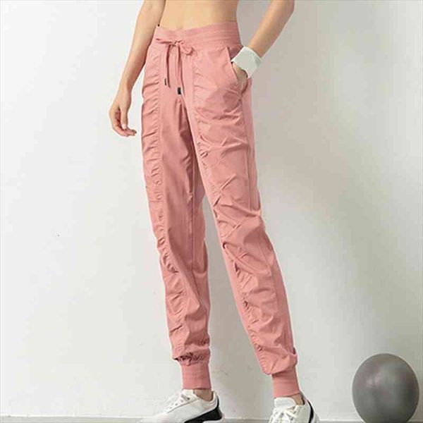 loose sports pants women running pants pocket elastic waist fitness trousers gym sport training trouser ladies jogger, Black;white
loose sports pants women running pants pocket elastic waist fitness trousers gym sport training trouser ladies jogger, Black;white