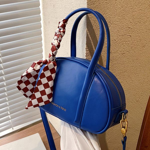 small bag female ins minority 2022 new fashion one shoulder messenger bag autumn and winter texture high-grade handbag
small bag female ins minority 2022 new fashion one shoulder messenger bag autumn and winter texture high-grade handbag