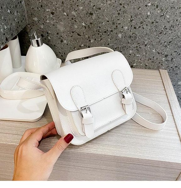 женщины chain solid color crossbody сумка летняя женщина pu щитка daily плеча мешок молодёжная дамы простой универсальный мешок
женщины chain solid color crossbody сумка летняя женщина pu щитка daily плеча мешок молодёжная дамы простой универсальный мешок