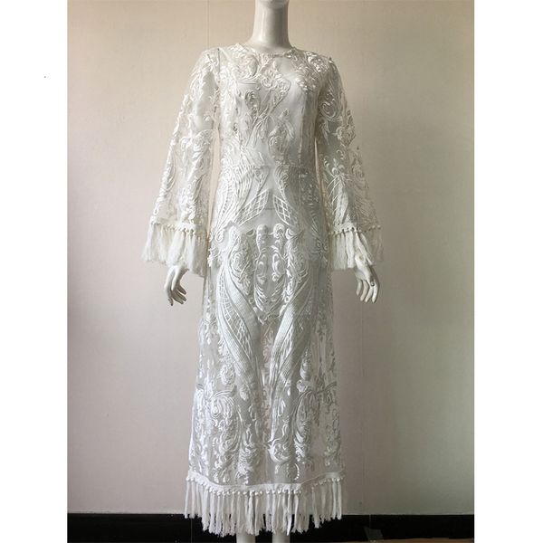 women's embroidery, elegant girly dress with round sleeve holu, Black;gray
women's embroidery, elegant girly dress with round sleeve holu, Black;gray