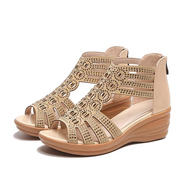 new fashion wedge sandals women summer shoes elegant ladies rome sandals brand female sandalias black wedge heels yx1629 y200702
new fashion wedge sandals women summer shoes elegant ladies rome sandals brand female sandalias black wedge heels yx1629 y200702