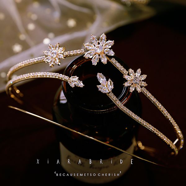 smart design, flower, zircon level bridal crown studio and makeup wedding dress headdress, Silver
smart design, flower, zircon level bridal crown studio and makeup wedding dress headdress, Silver
