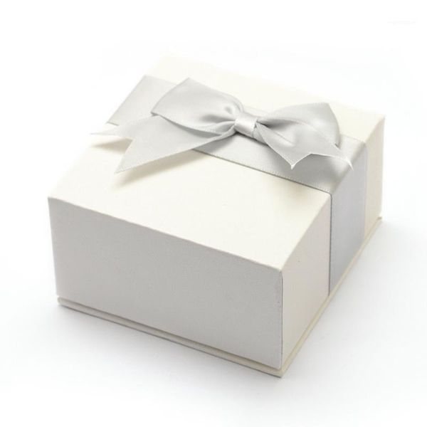 2pcs square small kraft paper cardboard boxes for soap gift jewelry packaging box with ribbon bowknot white about 7.5x4cm1, Pink;blue
2pcs square small kraft paper cardboard boxes for soap gift jewelry packaging box with ribbon bowknot white about 7.5x4cm1, Pink;blue
