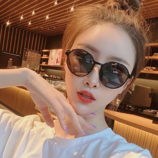 new ins myopia 2020 sunglasses women black round korean chaowang red anti ultraviolet sunglasses men, White;black
new ins myopia 2020 sunglasses women black round korean chaowang red anti ultraviolet sunglasses men, White;black