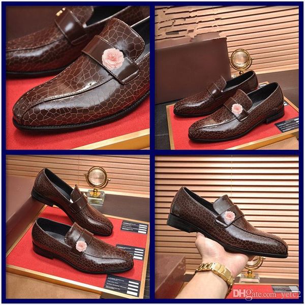 q4 2020 winter luxury men dress shoes british style designer men oxfords blue yellow gray male carve pattern brogue drop shipping 22, Black
q4 2020 winter luxury men dress shoes british style designer men oxfords blue yellow gray male carve pattern brogue drop shipping 22, Black