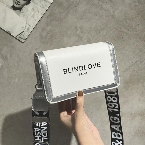 pu leather stripe messenger bags women messenger bags fashion shoulder female crossbody flap design
pu leather stripe messenger bags women messenger bags fashion shoulder female crossbody flap design