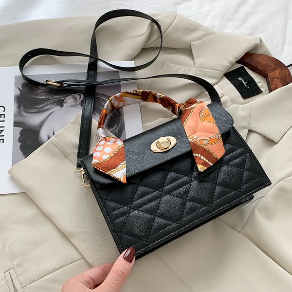 2020 fashion women cross body bags ribbons decoration pu leather shoulder bags shopping flap handbags for winter
2020 fashion women cross body bags ribbons decoration pu leather shoulder bags shopping flap handbags for winter