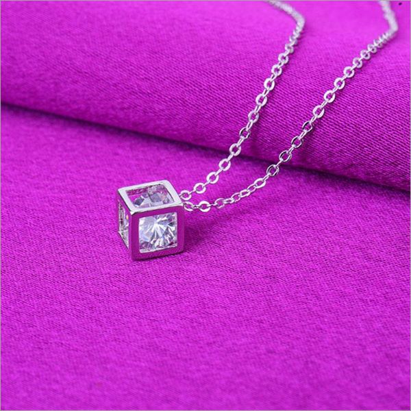 1pc silver cube with crystal pendant necklace,korean style link chain charm female jewelry for friend girls party
1pc silver cube with crystal pendant necklace,korean style link chain charm female jewelry for friend girls party