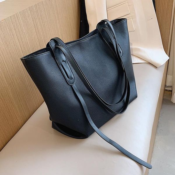 unique bag design wild lady large capacity bag female 2020 new fashion college student class shoulder tote
unique bag design wild lady large capacity bag female 2020 new fashion college student class shoulder tote